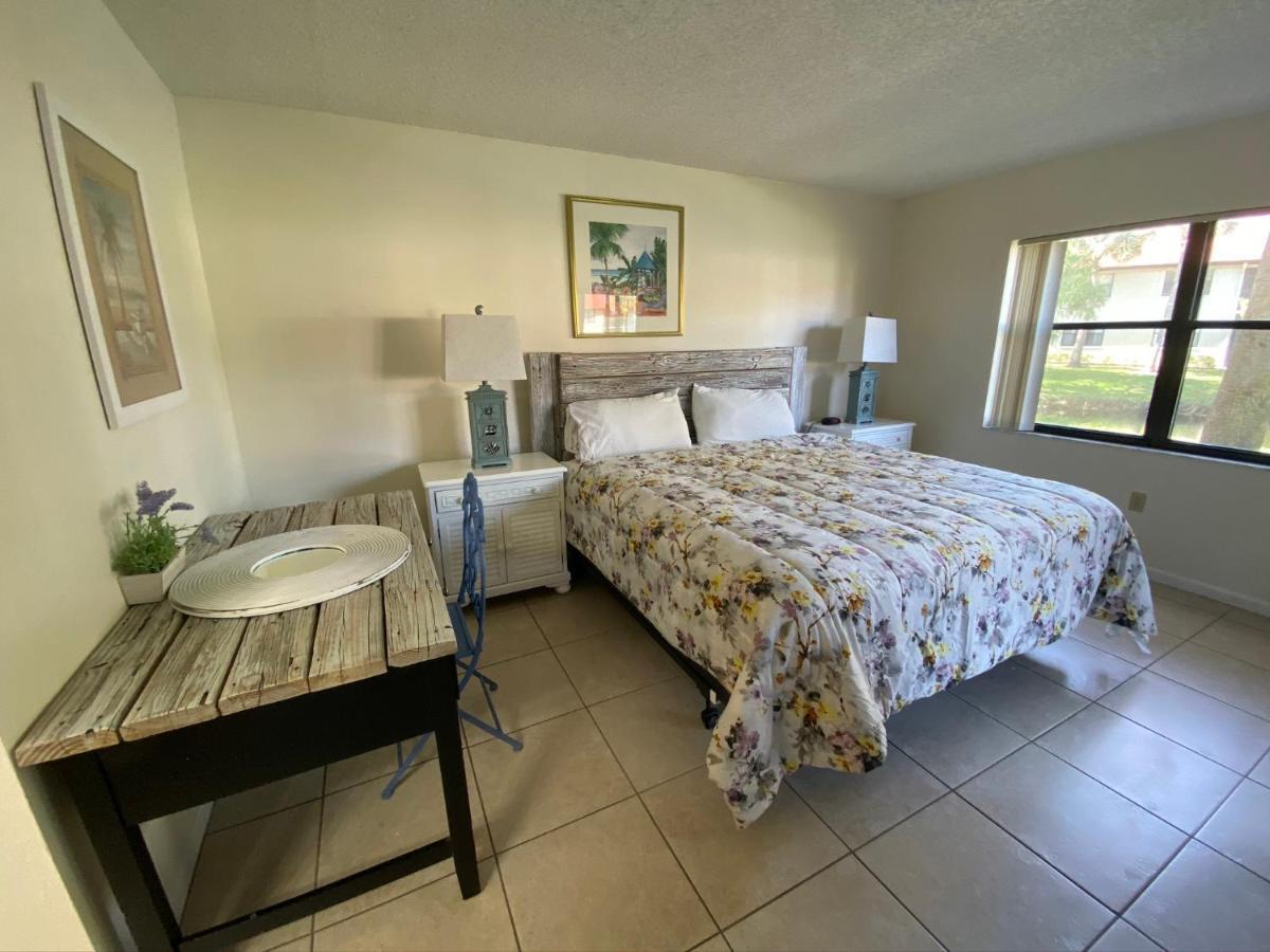 4330 Shorewalk Lakeview Condo Close To Img And Beach برادنتون المظهر الخارجي الصورة