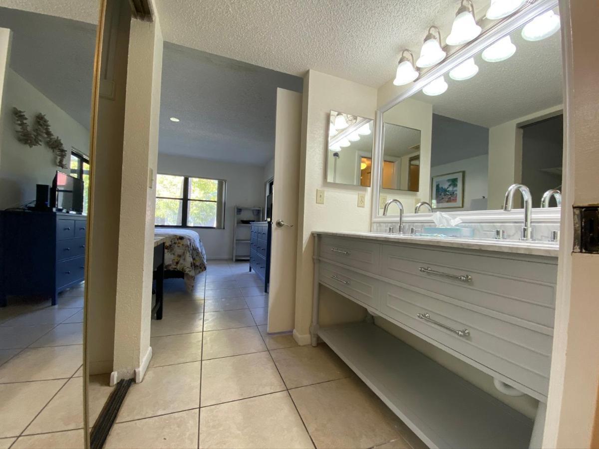 4330 Shorewalk Lakeview Condo Close To Img And Beach برادنتون المظهر الخارجي الصورة