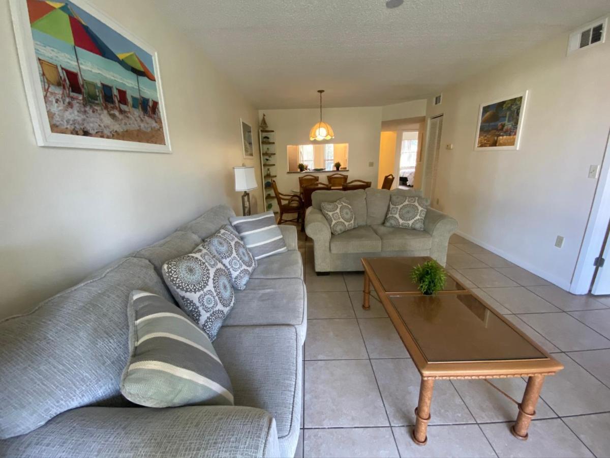 4330 Shorewalk Lakeview Condo Close To Img And Beach برادنتون المظهر الخارجي الصورة