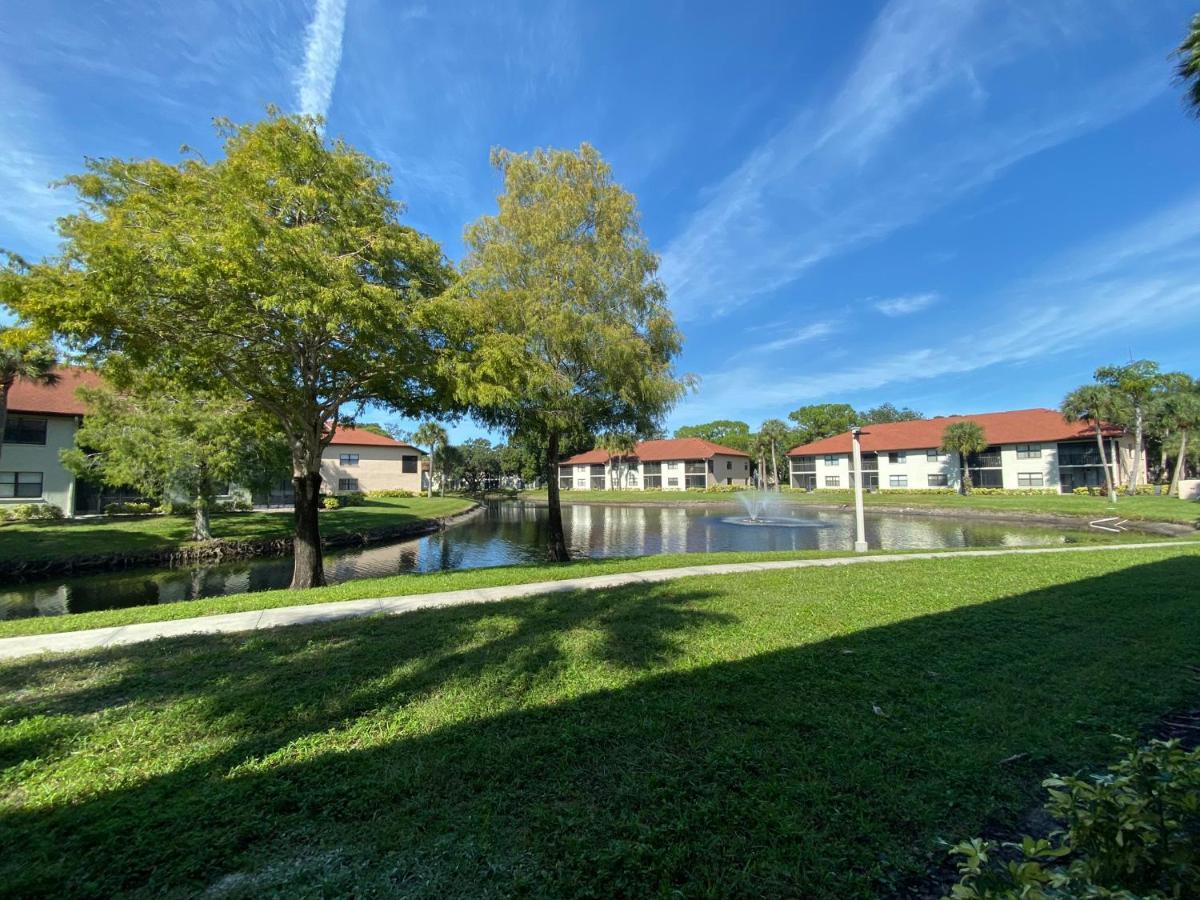 4330 Shorewalk Lakeview Condo Close To Img And Beach برادنتون المظهر الخارجي الصورة